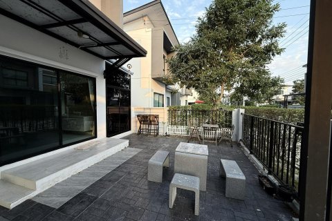 Maison à Ban Lam Luk Ka, Thaïlande 3 chambres № 167363 - photo 9