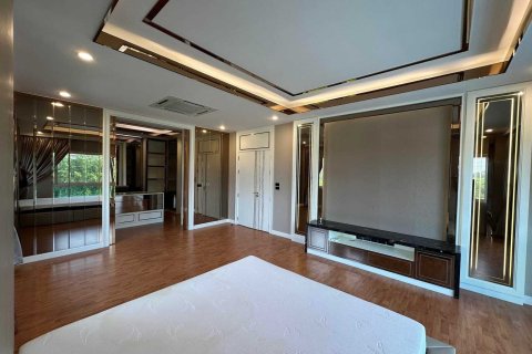 Maison à Thawi Watthana, Bangkok, Thaïlande 3 chambres № 167364 - photo 19