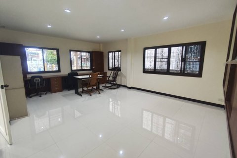 Maison à Khan Na Yao, Bangkok, Thaïlande 5 chambres № 147220 - photo 6
