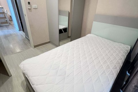 Condo in Din Daeng, Bangkok, Thailand, 2 bedrooms  № 170971 - photo 8