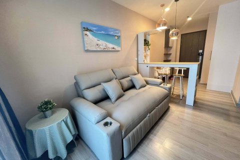 Condo in Din Daeng, Bangkok, Thailand, 2 bedrooms  № 170971 - photo 7