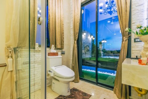 Дуплекс в Ваттхане, Бангкок, Таиланд с 5 спальнями  № 170972 - фото 19