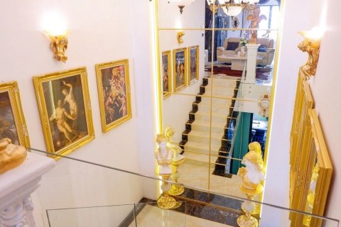 Дуплекс в Ваттхане, Бангкок, Таиланд с 5 спальнями  № 170972 - фото 4