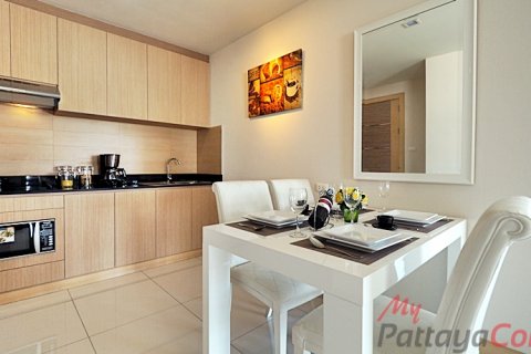 Condo on Jomtien Beach, Pattaya, Thailand, 2 bedrooms  № 32592 - photo 16