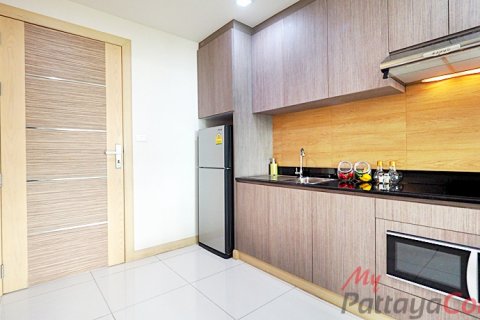 Condo on Jomtien Beach, Pattaya, Thailand, 1 bedroom  № 32593 - photo 11