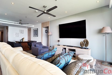 Кондоминиум с 3 спальнями в Банг Ламунге, Таиланд № 32599 - фото 1