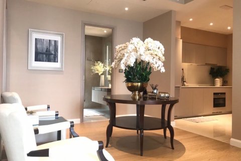 Кондоминиум с 2 спальнями в Сатхоне, Бангкок, Таиланд № 143588 - фото 2