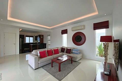Villa à Hua Hin, Thaïlande 4 chambres № 205660 - photo 15