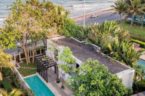 Villa in Pran Buri, Thailand 4 bedrooms № 205662 - photo 16