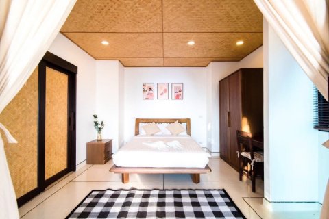 Villa in Pran Buri, Thailand 4 bedrooms № 205662 - photo 14