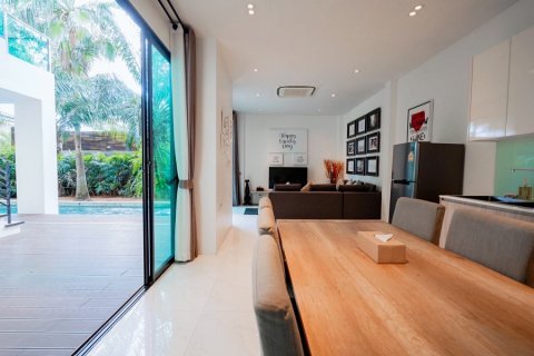 Villa in Hua Hin, Thailand 3 bedrooms № 205664 - photo 8