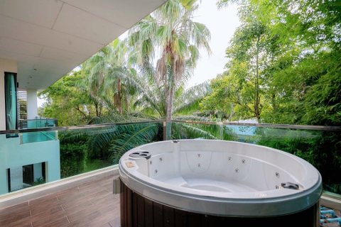 Villa in Hua Hin, Thailand 3 bedrooms № 205664 - photo 25