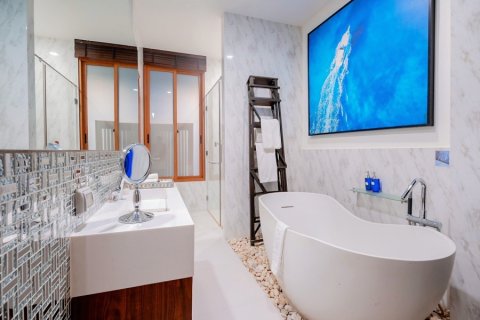 Villa in Hua Hin, Thailand 3 bedrooms № 205665 - photo 19
