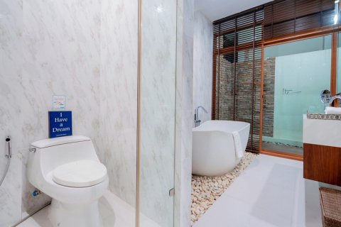 Villa in Hua Hin, Thailand 3 bedrooms № 205665 - photo 16