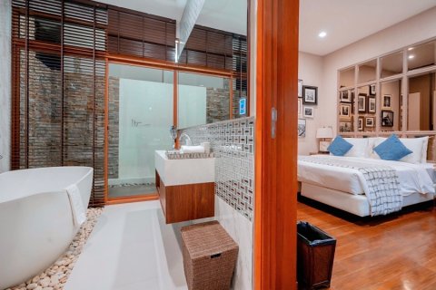 Villa in Hua Hin, Thailand 3 bedrooms № 205665 - photo 15