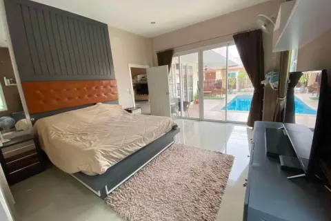 Casa de 3 dormitorios en Pattaya, Tailandia № 211949 - foto 17