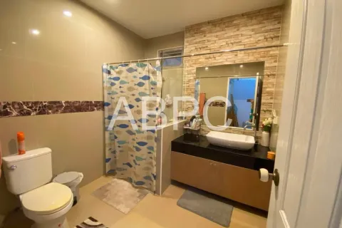 Casa de 3 dormitorios en Pattaya, Tailandia № 211949 - foto 10