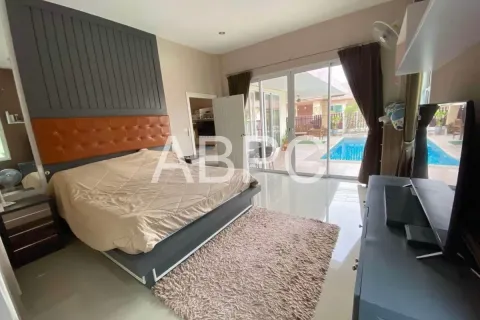 Casa de 3 dormitorios en Pattaya, Tailandia № 211949 - foto 7