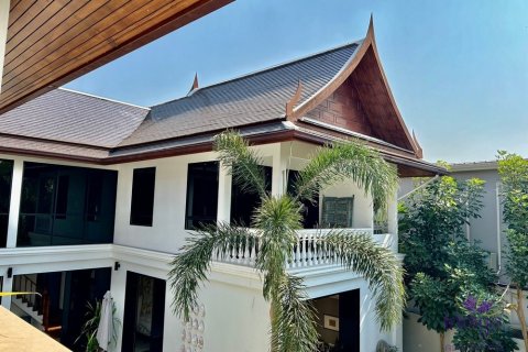 Maison à Chiang Mai, Thaïlande 5 chambres № 200357 - photo 14