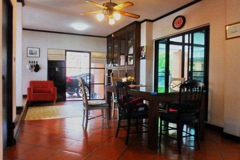 Haus in Pattaya, Thailand 4 Schlafzimmer № 223013 - Foto 6