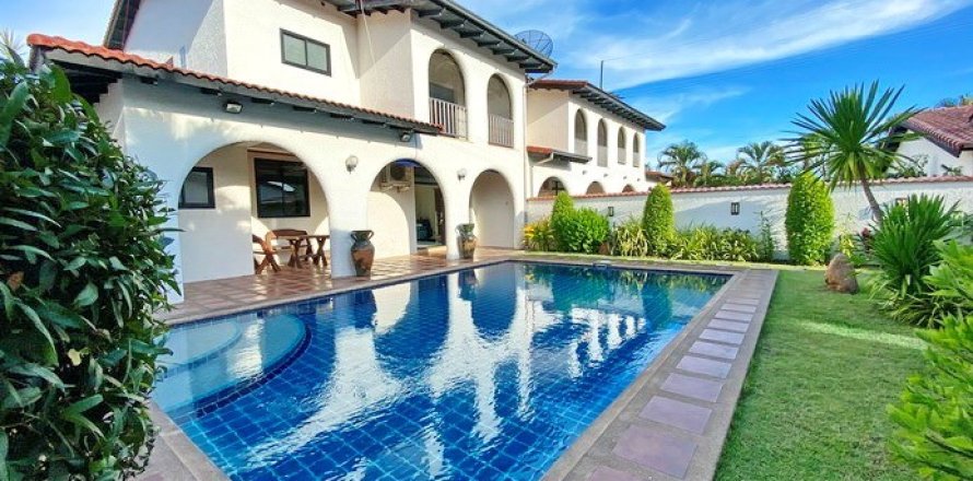 Haus in Pattaya, Thailand 4 Schlafzimmer № 223012