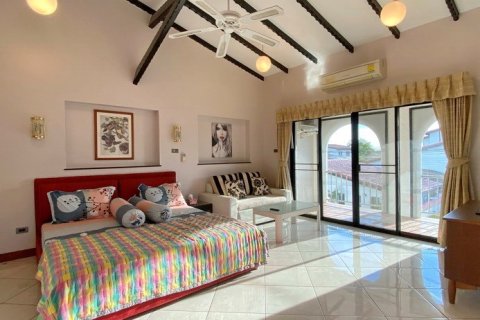 Haus in Pattaya, Thailand 4 Schlafzimmer № 223012 - Foto 10