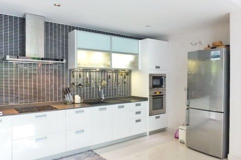 Haus in Pattaya, Thailand 4 Schlafzimmer № 223017 - Foto 8