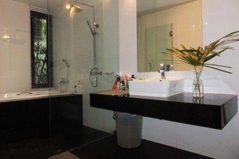 Haus in Pattaya, Thailand 4 Schlafzimmer № 223017 - Foto 12