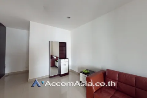 Duplex in Watthana, Bangkok, Thailand 2 Schlafzimmer № 215515 - Foto 4