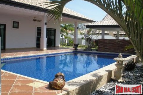 Villa in Hua Hin, Thailand 2 bedrooms № 222807