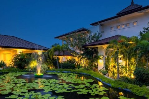 Вилла в Хуа Хине, Таиланд с 6 спальнями  № 114766 - фото 8