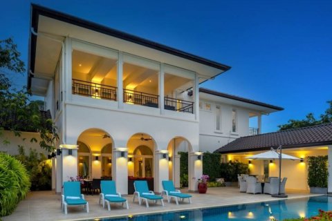 Вилла в Хуа Хине, Таиланд с 6 спальнями  № 114766 - фото 3