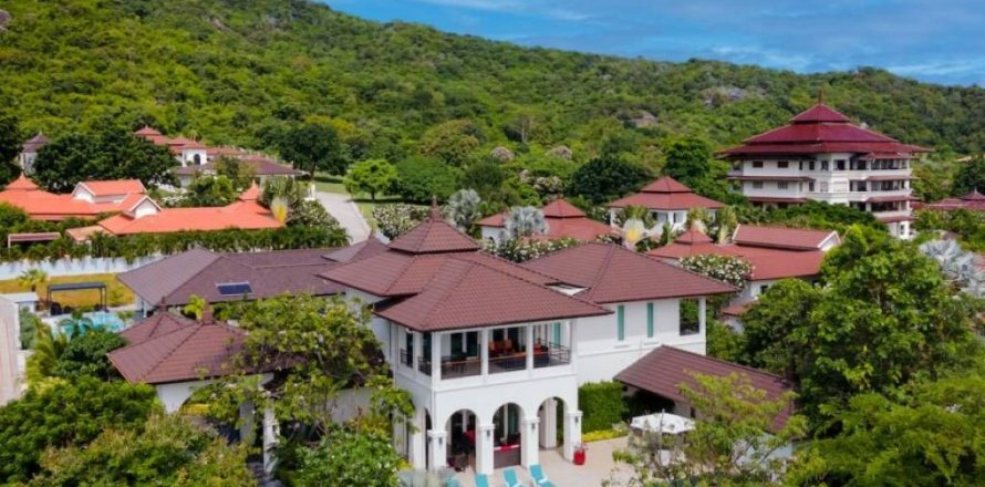 Вилла в Хуа Хине, Таиланд с 6 спальнями  № 114766