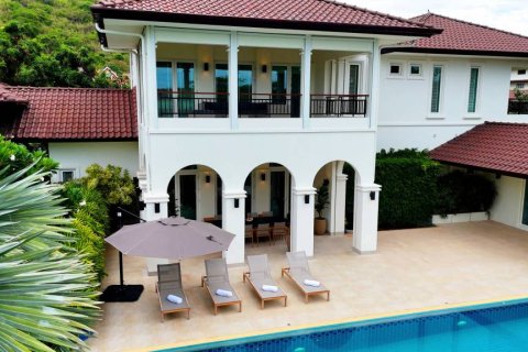 Вилла в Хуа Хине, Таиланд с 6 спальнями  № 114766 - фото 4