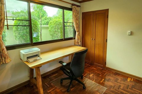 Villa in Chiang Mai, Thailand 5 bedrooms № 172503 - photo 26