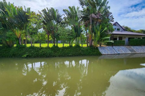 Villa in Chiang Mai, Thailand 5 bedrooms № 172503 - photo 9