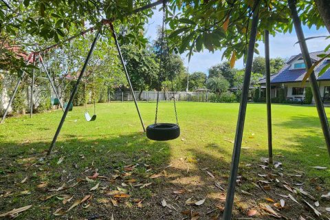 Вилла в Чиангмае, Таиланд с 5 спальнями  № 172503 - фото 17