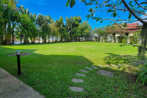 Villa in Chiang Mai, Thailand 5 bedrooms № 172503 - photo 25