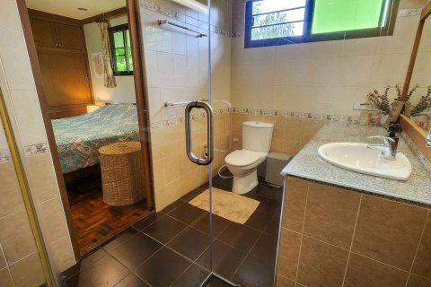 Villa in Chiang Mai, Thailand 5 bedrooms № 172503 - photo 4