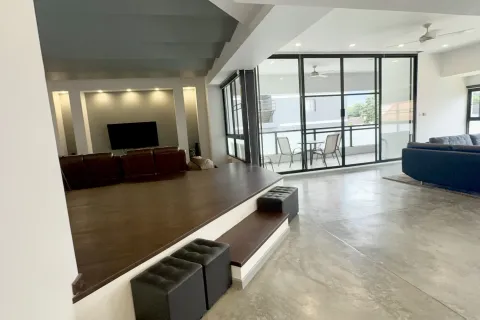 Condo in Chiang Mai, Thailand, 3 bedrooms  № 153663 - photo 2