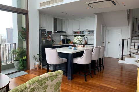 Кондоминиум с 3 спальнями в Клонг Тоэй, Бангкок, Таиланд № 152802 - фото 12