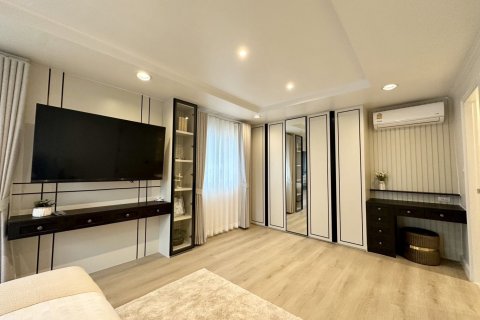 Кондоминиум с 2 спальнями в Ян Наве, Бангкок, Таиланд № 152804 - фото 6