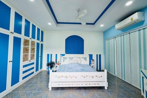 Duplex in Pattaya, Thailand 5 bedrooms № 152800 - photo 12