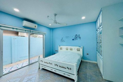 Duplex in Pattaya, Thailand 5 bedrooms № 152800 - photo 14