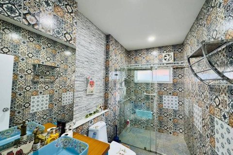 Duplex in Pattaya, Thailand 5 bedrooms № 152800 - photo 7