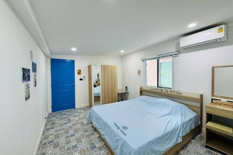 Duplex in Pattaya, Thailand 5 bedrooms № 152800 - photo 16