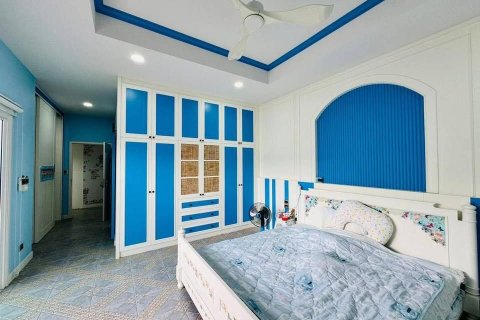 Duplex in Pattaya, Thailand 5 bedrooms № 152800 - photo 11