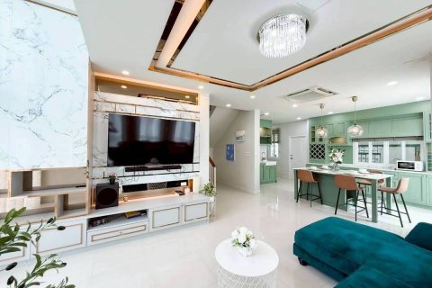 House in Phuket, Thailand 3 bedrooms № 152805 - photo 5