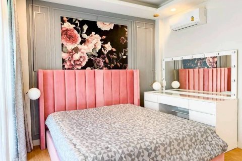 House in Phuket, Thailand 3 bedrooms № 152805 - photo 13