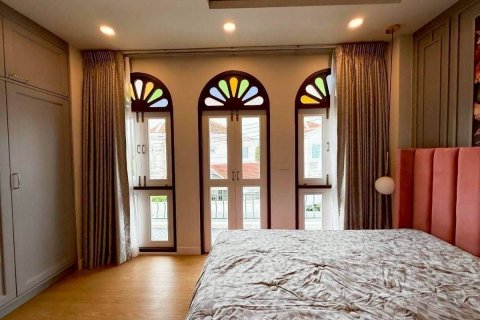 House in Phuket, Thailand 3 bedrooms № 152805 - photo 11